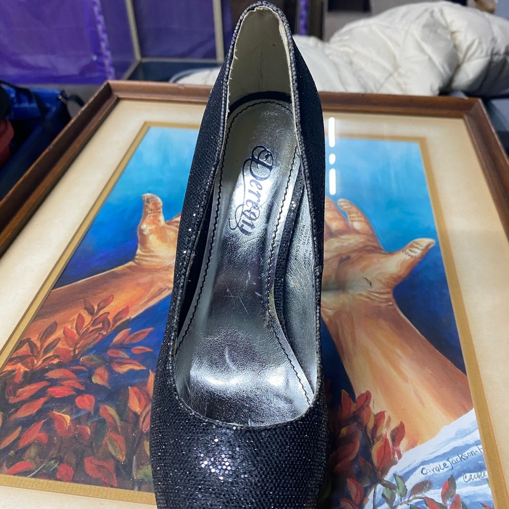 Dereon Size 10
